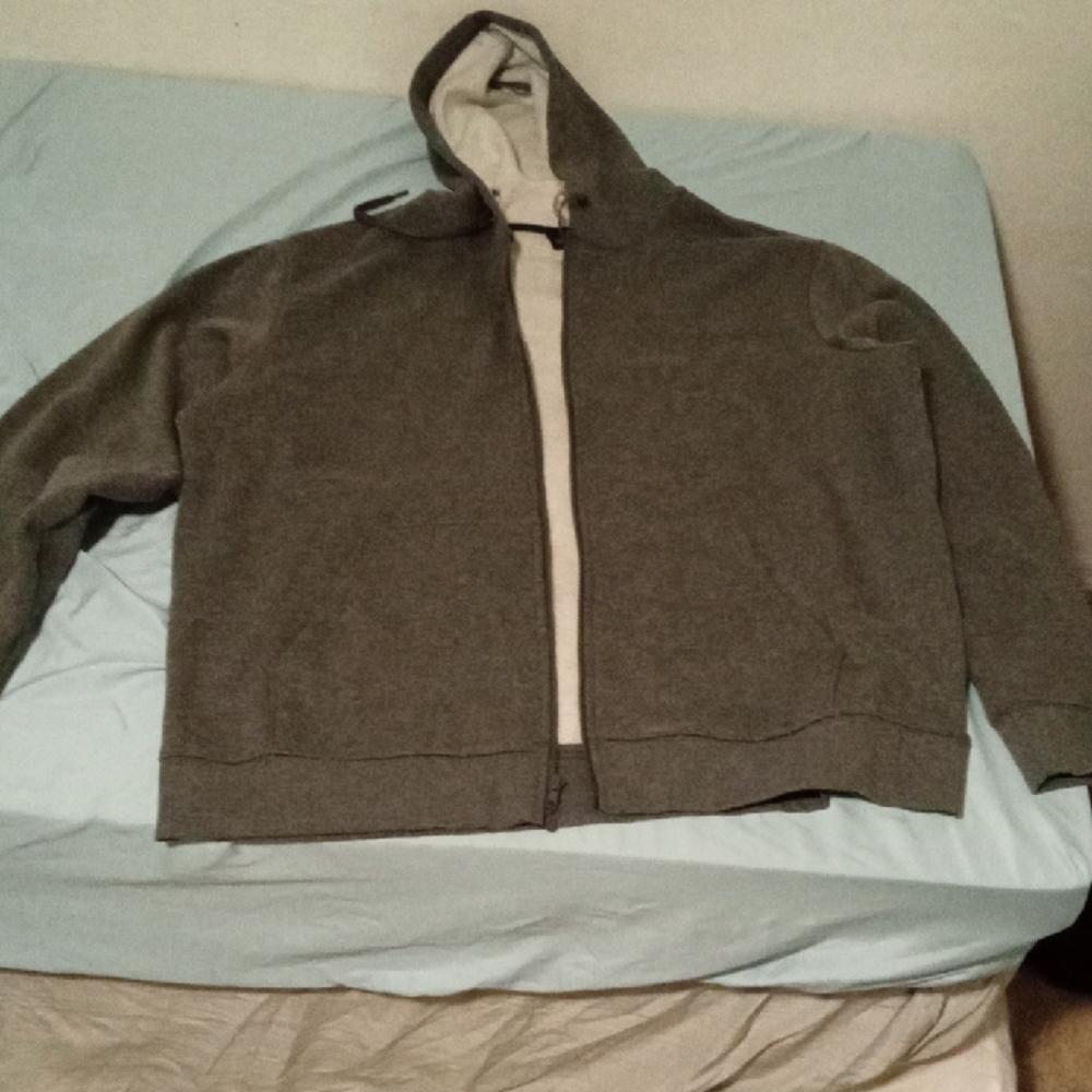 Men's Gray Hooded Sweater